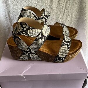 Madden Girl Zoey Natural Multi SZ 7.5. Never worn!